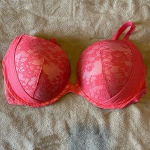Victoria’s Secret bra